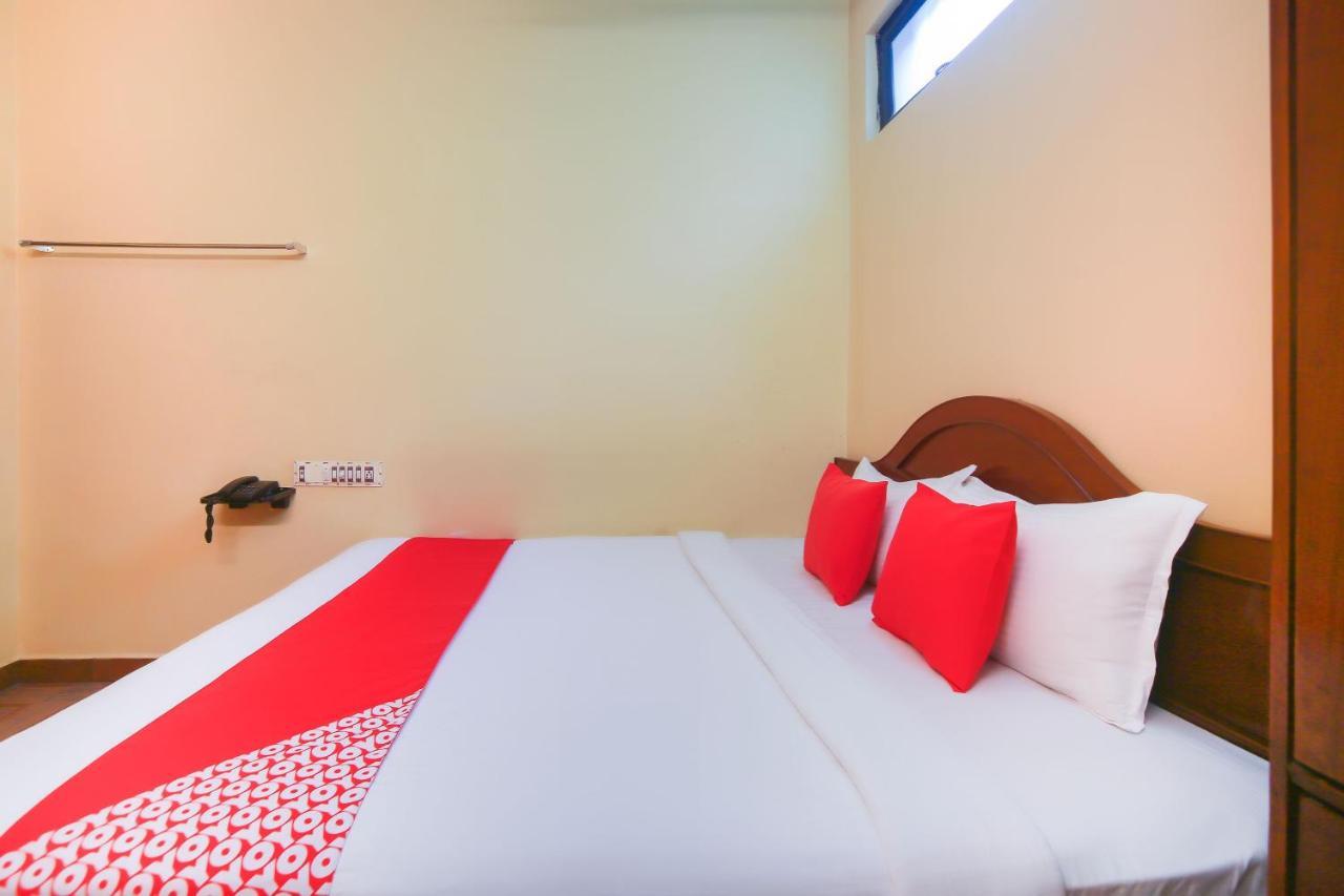 Oyo 23098 Ushama Heritage Guest House بونديتْشيري المظهر الخارجي الصورة